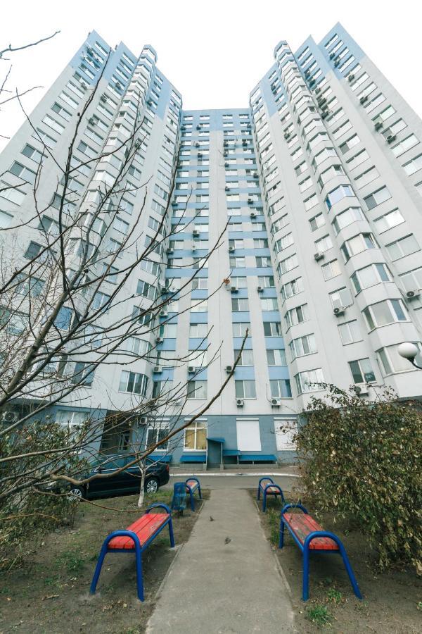 Лучшая Квартира В Броварах 布罗伐利 外观 照片